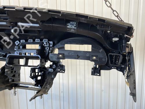 Dashboard AUDI Q5 (8RB) 2.0 TDI quattro | BP27699940C46 