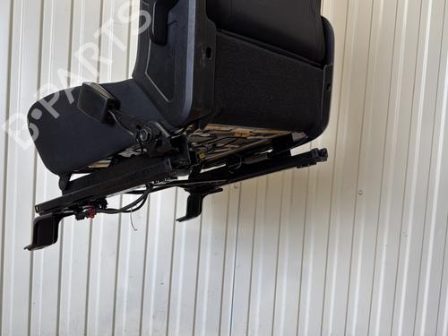 Used Right front seat Right front seat MITSUBISHI COLT VI (Z3_A, Z2_A) 1.3 (Z21A) (95 hp) 25923985 25923985