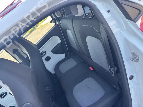 Dashboard RENAULT TWINGO III (BCM_, BCA_) 1.0 SCe 70 | BP39414886C46 - Image 26