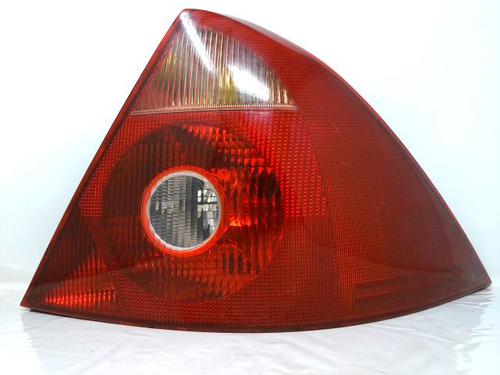 Used Right taillight FORD MONDEO III (B5Y) 2.0 16V TDDi / TDCi (115 hp) 20912838