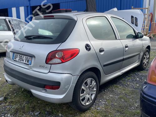Left taillight PEUGEOT 206+ (2L_, 2M_) 1.4 HDi eco 70 | BP23967997C34 - Image 4