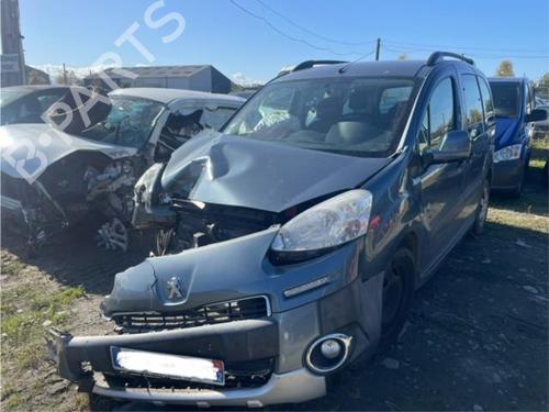 Interior roof light PEUGEOT PARTNER Tepee 1.6 HDi 90 | BP28817716I8 - Image 8