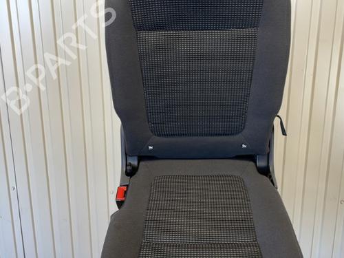 Rear seat PEUGEOT 5008 (0U_, 0E_) 1.6 HDi | BP20915897C17 