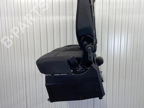Right front seat RENAULT MASTER III Van (FV) 2.3 dCi 135 FWD (FV0N, FV08, FV06, FV00, FV1S) | BP30445756C16 - Image 2