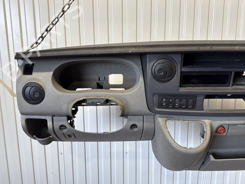 Instrumentbræt Instrumentbræt RENAULT MASTER II Van (FD) 2.5 dCi (FD02) (101 hp) 26008337 26008337