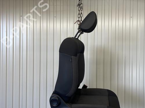 Used Right front seat Right front seat CITROËN C4 CACTUS 1.2 VTi 82 (82 hp) 28817784 28817784