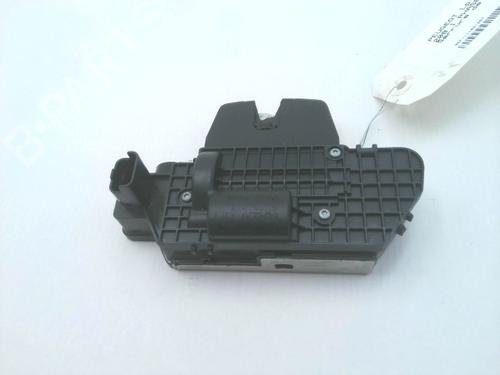 Used Tailgate lock PEUGEOT 208 I (CA_, CC_) 1.6 HDi / BlueHDi 75 (75 hp) 28354389