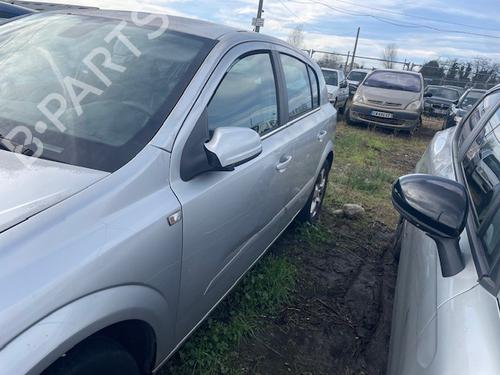 Left headlight OPEL ASTRA H (A04) 1.9 CDTI (L48) | BP32370256C28 - Image 11