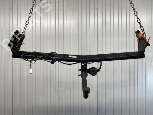 Used Tow ball/Mechanism RENAULT KOLEOS I (HY_) 2.0 dCi 4x4 (HY0K) (150 hp) 31626291