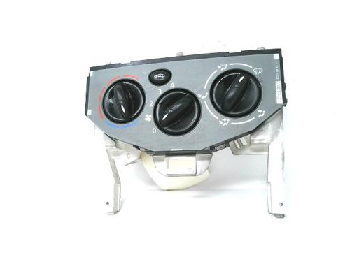 Used Climate control Climate control OPEL VIVARO A Van (X83) 1.9 DTI (F7) (101 hp) 32865157 32865157