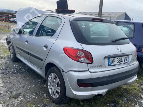 Left taillight PEUGEOT 206+ (2L_, 2M_) 1.4 HDi eco 70 | BP23967997C34 