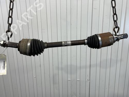 Used Left front driveshaft RENAULT CLIO V (B7_) 1.5 Blue dCi 100 (B7AD) (101 hp) 30787683