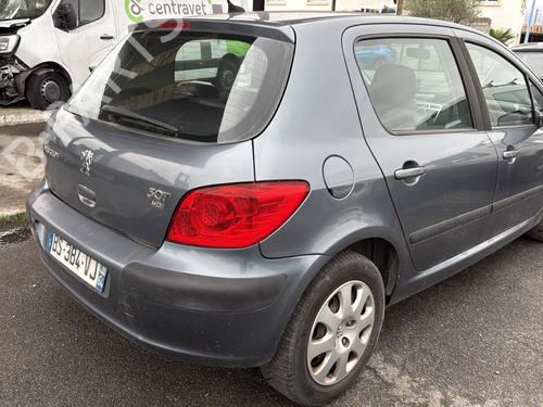 Left headlight PEUGEOT 307 (3A/C) 1.6 HDi | BP28965403C28 