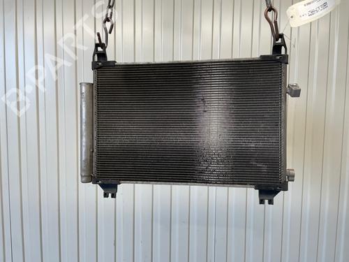 Used AC radiator AC radiator TOYOTA YARIS (_P9_) 1.4 D-4D (NLP90_, NLP90R) (90 hp) 32984135 32984135
