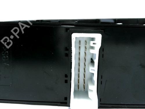 Left front window switch HYUNDAI i20 II (GB, IB) 1.0 T-GDI | BP29614856I27 - Image 8