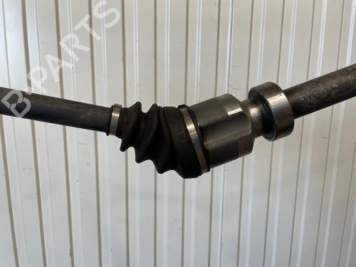 right-front-driveshaft-renault-clio-iv-bh_-2012-2013-2014-2015-2016-2017-2018-2019-2020-2021-33889516 main image