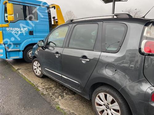 Fuse box CITROËN C3 Picasso (SH_) 1.6 HDi 110 | BP24446664E1 - Image 9