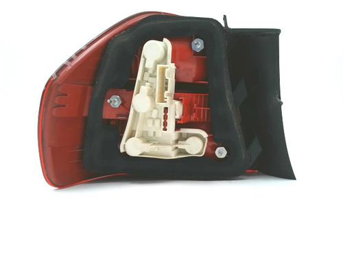 right-taillight-bmw-3-e90-2004-2005-2006-2007-2008-2009-2010-2011-2012-27340162 main image