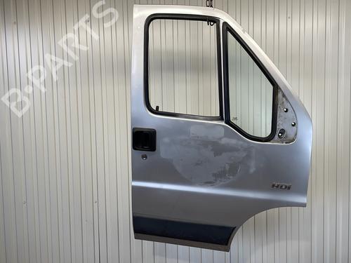 Used Right front door PEUGEOT BOXER Van (244) 2.8 HDi (128 hp) 21202092