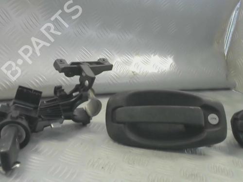 Used Front left exterior door handle CITROËN NEMO MPV 1.3 HDi 75 (75 hp) 22098909