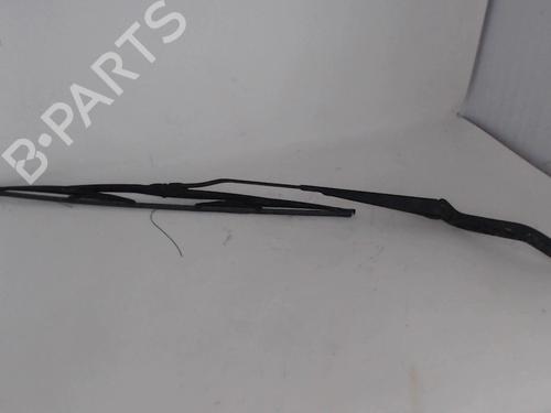 Used Front windshield wiper arm PEUGEOT 106 II (1A_, 1C_) 1.1 i (60 hp) 22100144