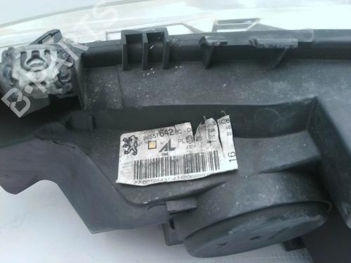 Right headlight PEUGEOT 307 Break (3E) 1.6 HDi 110 | BP28604615C29 