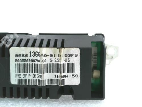 Used Display monitor Display monitor PEUGEOT 207 (WA_, WC_) 1.4 HDi (68 hp) 21196085 21196085