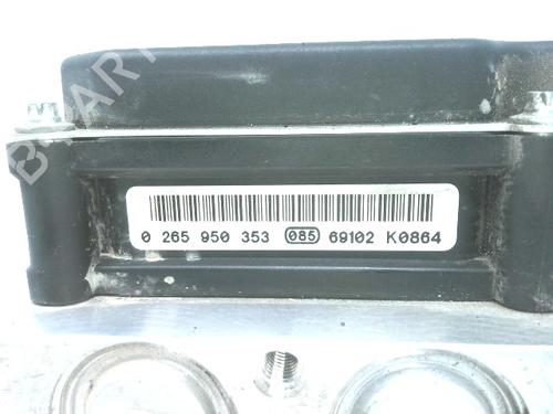 Used ABS pump ABS pump MERCEDES-BENZ SPRINTER 3,5-t Van (B906) 311 CDI (906.631, 906.633, 906.635, 906.637) (109 hp) 26213817 26213817