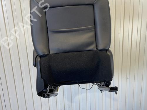 Left front seat CITROËN C3 II (SC_) 1.2 VTi 82 | BP29599866C15