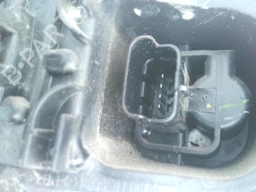 right-taillight-renault-clio-iv-bh_-2012-2013-2014-2015-2016-2017-2018-2019-2020-2021-29074665 main image