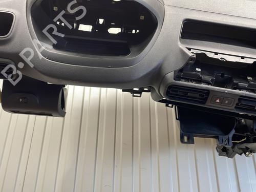 Used Dashboard Dashboard PEUGEOT PARTNER Box Body/MPV (K9) 1.5 BlueHDi 100 (102 hp) 29178793 29178793