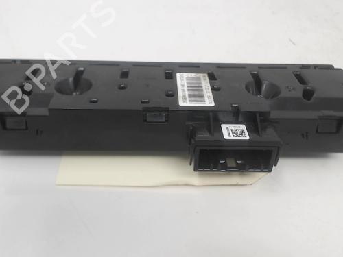 Used Warning switch Warning switch DACIA DUSTER (HM_) 1.5 dCi 110 (HMAB) (109 hp) 22100562 22100562