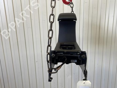 Middle console RENAULT CLIO V (B7_) 1.0 TCe 90 (B7MT) | BP29066413I22 - Image 2