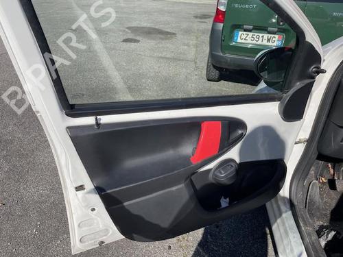 Left front seat CITROËN C1 (PM_, PN_) 1.0 | BP30004029C15  - Image 10