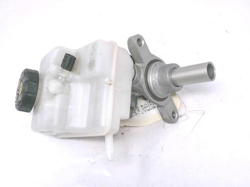 Used Brake master cylinder Brake master cylinder RENAULT TWINGO III (BCM_, BCA_) 1.0 SCe 70 (71 hp) 39463972 39463972