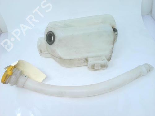 Used Windscreen washer tank RENAULT KANGOO / GRAND KANGOO II (KW0/1_) 1.5 dCi 90 (KW05, KW08, KW0G, KW11) (90 hp) 26457623