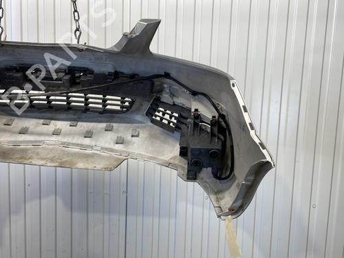 Used Front bumper Front bumper 31833468 31833468