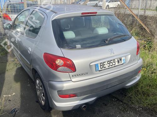 Fuse box PEUGEOT 206+ (2L_, 2M_) 1.4 i (2LKFWA, 2MKFWA) | BP24446719E1 - Image 3