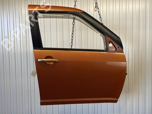 Right front door SUZUKI SWIFT III (MZ, EZ) 1.3 4x4 (RS 413, ZD11S) 6800162J00
