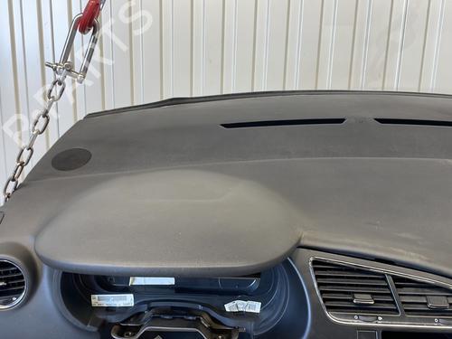 Dashboard PEUGEOT 3008 I MPV (0U_) 1.6 HDi | BP32271841C46 