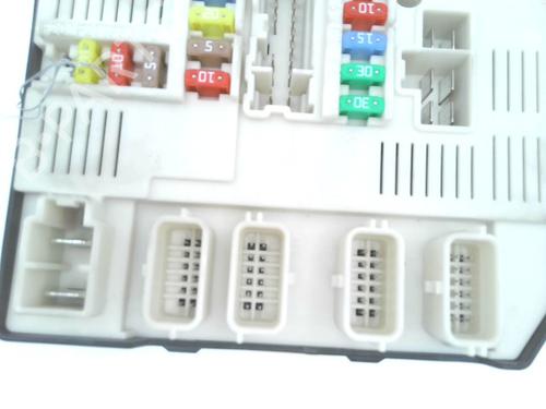 Fuse box RENAULT MEGANE III Hatchback (BZ0/1_, B3_) 1.5 dCi (BZ09, BZ0D, BZ1W, BZ29, BZ14) | BP25588842E1 - Image 3