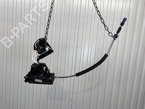 Used Gear lever RENAULT CLIO IV (BH_) 1.5 dCi 90 (90 hp) 27486365