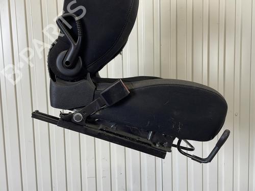 Used Left front seat Left front seat PEUGEOT 206 SW (2E/K) 1.6 HDi 110 (109 hp) 27567180 27567180