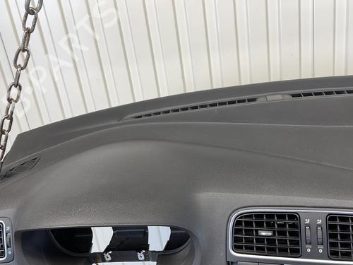 Dashboard VW POLO V (6R1, 6C1) 1.2 TDI | BP23904759C46 