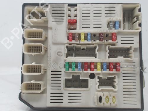 Used Fuse box Fuse box RENAULT LAGUNA III (BT0/1) 2.0 dCi (BT07, BT0J, BT14, BT1A, BT1S) (131 hp) 22100466 22100466