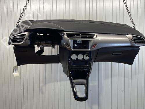 Instrumentbord CITROËN C3 II (SC_) 1.2 VTi 82 (82 hp) 29599867