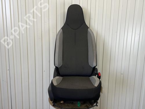 Used Right front seat TOYOTA AYGO (_B4_) 1.0 (KGB40) (69 hp) 29758283