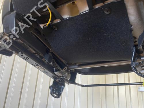 Left front seat TOYOTA YARIS (_P13_) 1.5 Hybrid (NHP130_, NHP130) | BP29599958C15 