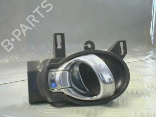 Poignée intérieure avant droite NISSAN CUBE (Z12) 1.5 dCi (110 hp) 20913374