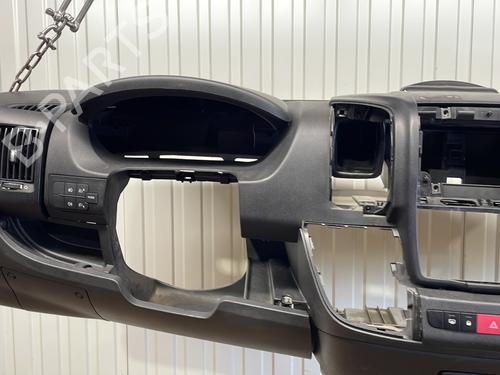 Dashboard PEUGEOT BOXER Van 2.2 BlueHDi 165 | BP29188778C46